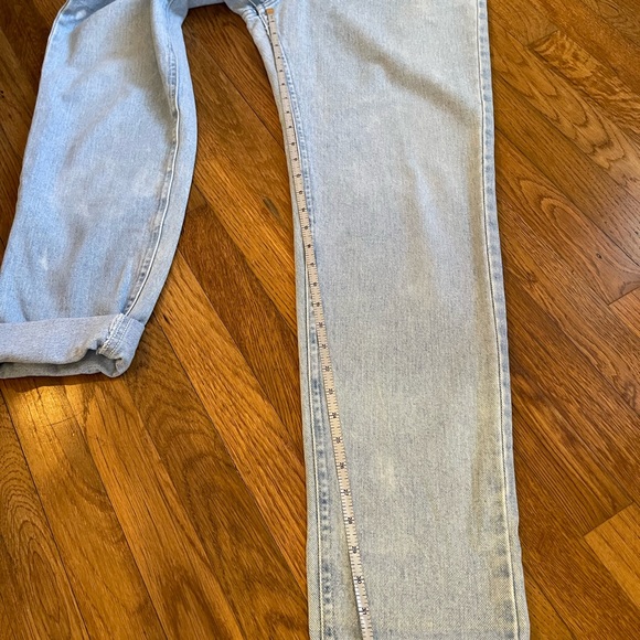 Mom Jeans - Picture 10 of 12